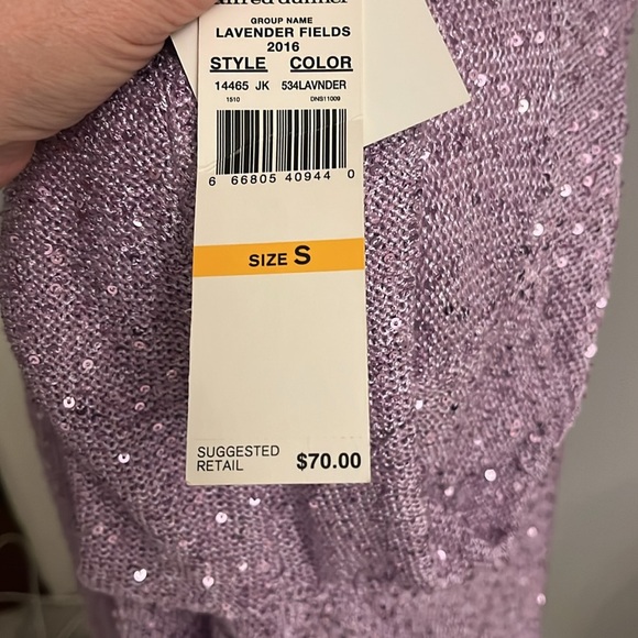 ⭐️NWT light purple Sequins cardigan comes with tank & matching necklace. - Picture 5 of 9